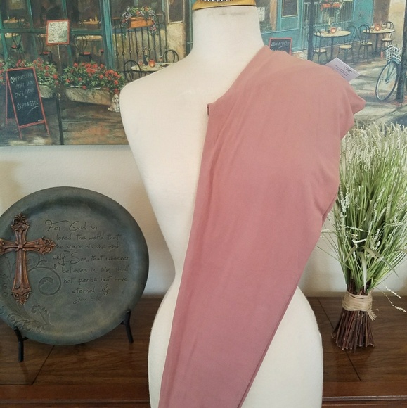 Solid blush/mauve leggings - Picture 2 of 3